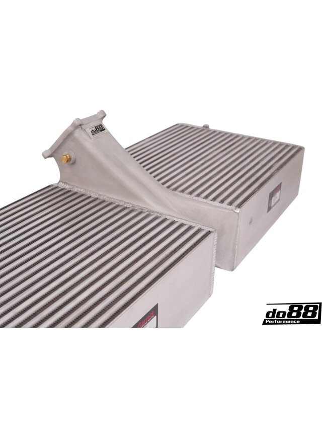 do88 tarpinis oro aušintuvas ICM-400 Porsche 911 Turbo (992.1) 2 do88 tarpinis oro aušintuvas ICM-400 Porsche 911 Turbo (992.1) 2